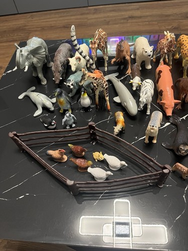Huge lot plastic toy animals - huge,
