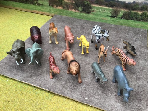Collection plastic zoo - of, 14
