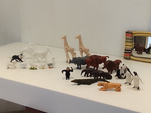 Vintage zoo animals plastic - animals,