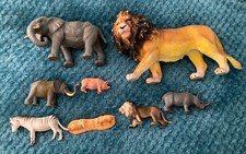 BUNDLE OF PLASTIC ZOO ANIMALS