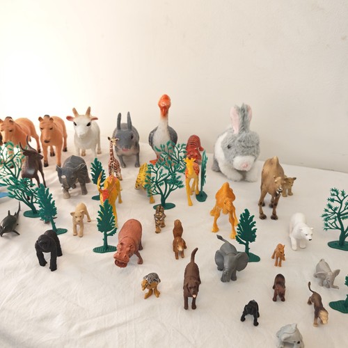 Plastic toy animals - job, lot