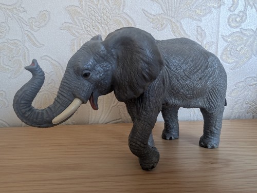 Elc grey elephant safari - elc,