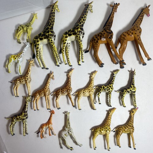 Giraffes herd plastic - giraffes, wild